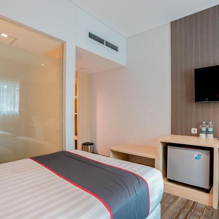 Collection O 7 Hotel Melawai Yakarta Exterior foto