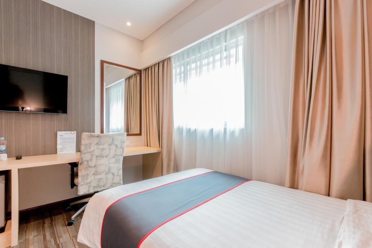 Collection O 7 Hotel Melawai Yakarta Exterior foto